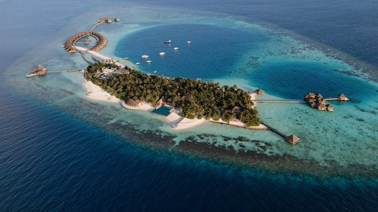 Huvafen Fushi Resort Exterior