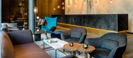 Motel One Cologne-Neumarkt Lobby