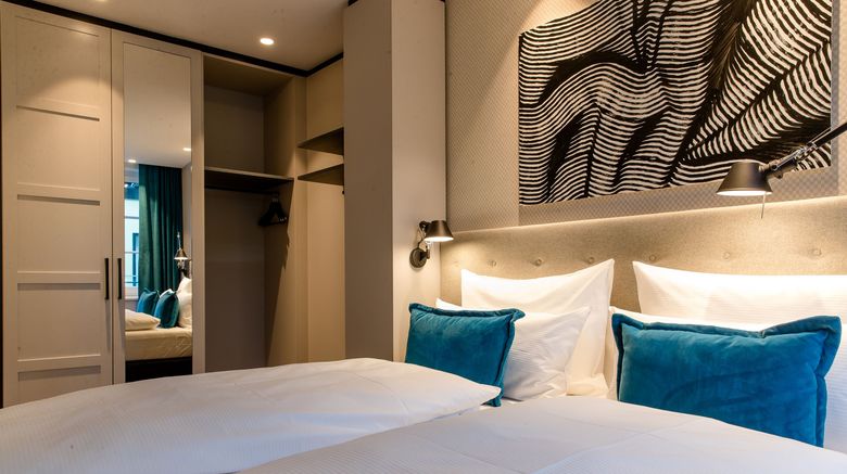 <b>Motel One Linz-Hauptplatz Room</b>. Images powered by <a href="https://www.leonardoworldwide.com/" title="Leonardo Worldwide" target="_blank">Leonardo</a>.