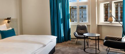 Motel One Linz-Hauptplatz Exterior