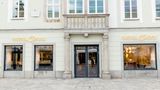 Motel One Linz-Hauptplatz Exterior