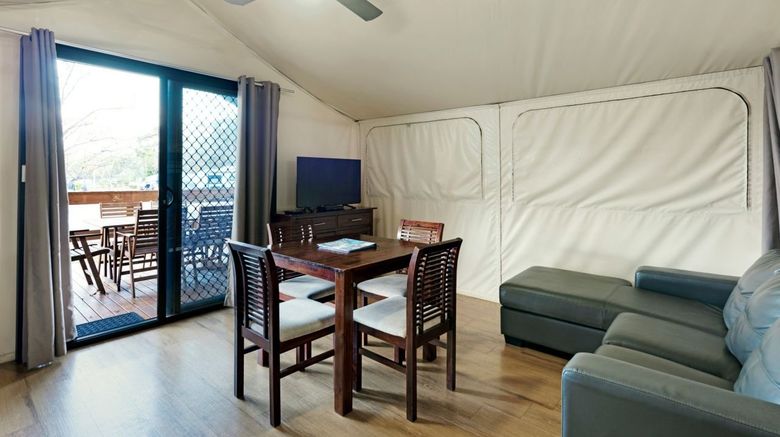 <b>Discovery Parks Dubbo Restaurant</b>. Images powered by <a href="https://www.leonardoworldwide.com/" title="Leonardo Worldwide" target="_blank">Leonardo</a>.