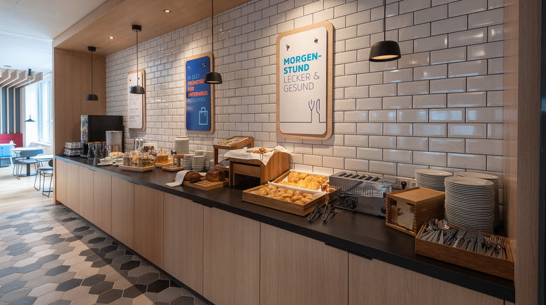 <b>Holiday Inn Express Heilbronn Restaurant</b>. Images powered by <a href="https://www.leonardoworldwide.com/" title="Leonardo Worldwide" target="_blank">Leonardo</a>.
