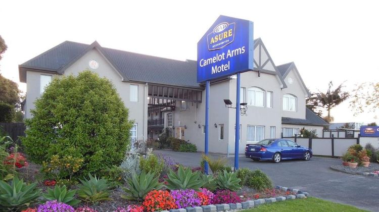 Camelot Arms Motor Lodge Exterior