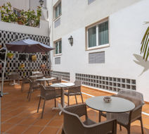 Monte Triana Exterior