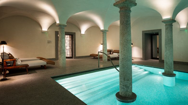 <b>Portrait Milano Pool</b>. Images powered by <a href="https://www.leonardoworldwide.com/" title="Leonardo Worldwide" target="_blank">Leonardo</a>.