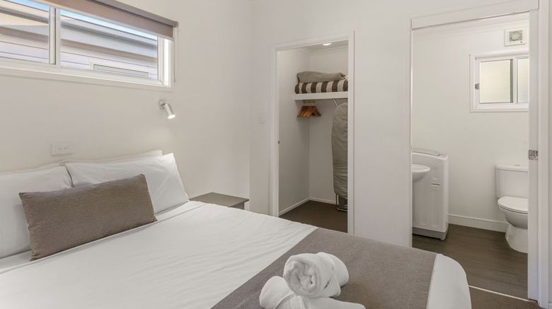 <b>Discovery Parks Geelong Room</b>. Images powered by <a href="https://www.leonardoworldwide.com/" title="Leonardo Worldwide" target="_blank">Leonardo</a>.