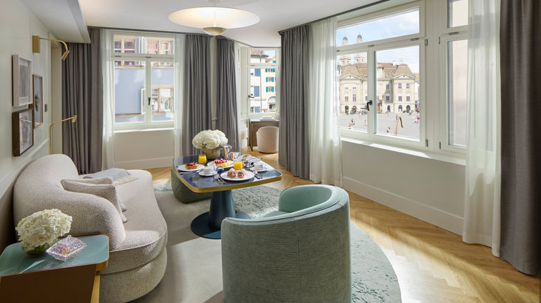 <b>Mandarin Oriental Savoy, Zurich Suite</b>. Images powered by <a href="https://www.leonardoworldwide.com/" title="Leonardo Worldwide" target="_blank">Leonardo</a>.