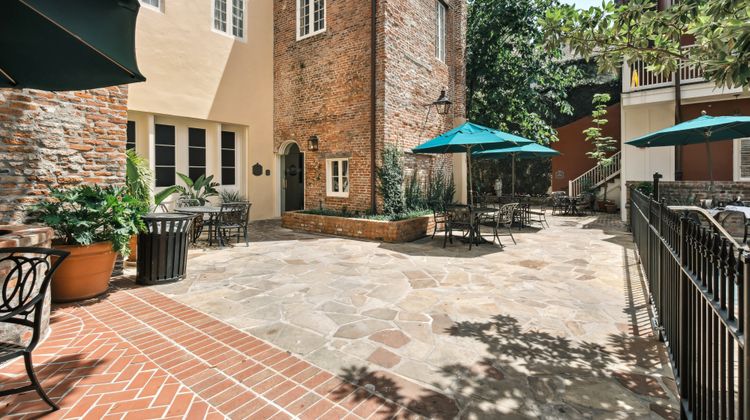 Historic French Market Inn Exterior