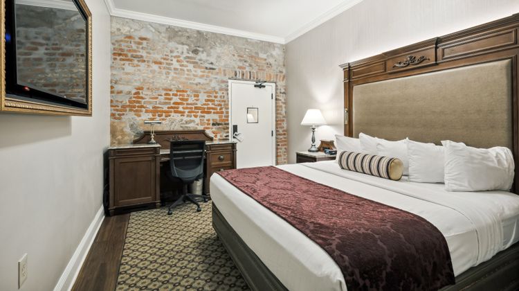 Historic French Market Inn Room
