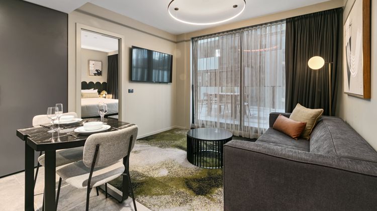 Melbourne City Apartment Hotel Room