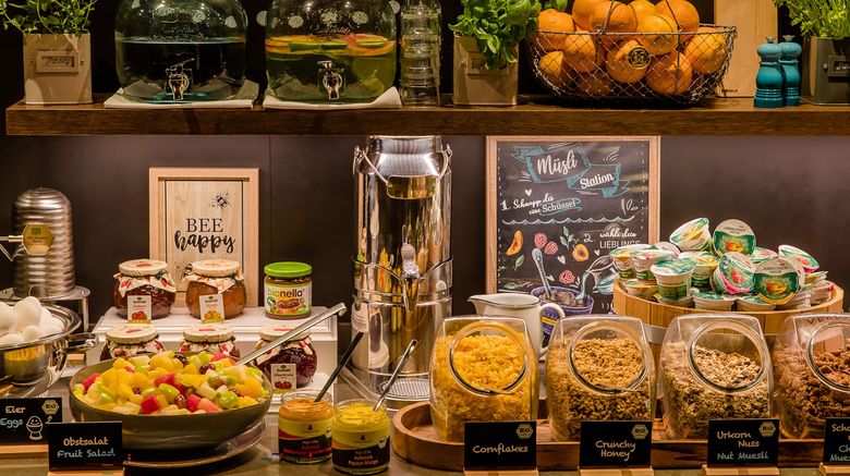 <b>Motel One Muenchen-Sendlinger Tor Restaurant</b>. Images powered by <a href="https://www.leonardoworldwide.com/" title="Leonardo Worldwide" target="_blank">Leonardo</a>.