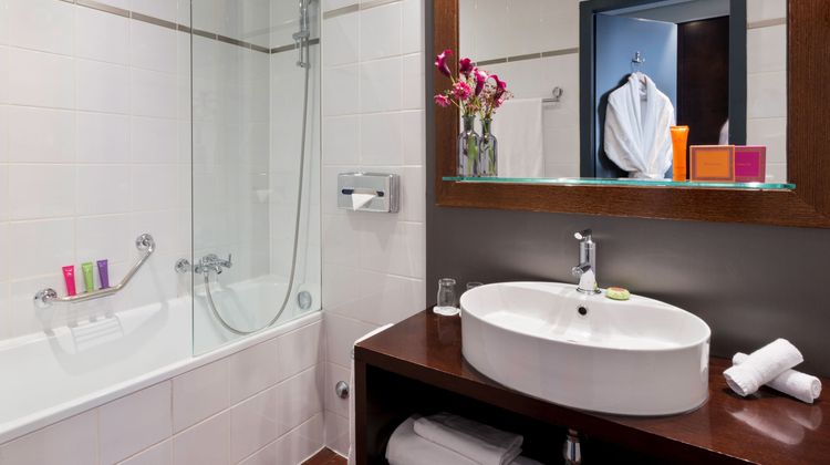 Hotel Auteuil by Manotel Group Room