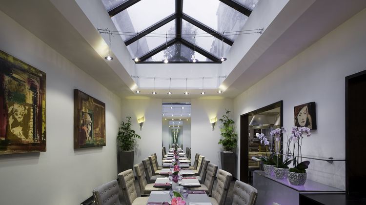 Hotel Auteuil by Manotel Group Restaurant
