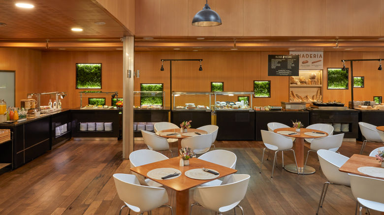<b>Crowne Plaza Madrid - Centre Retiro Restaurant</b>. Images powered by <a href="https://www.leonardoworldwide.com/" title="Leonardo Worldwide" target="_blank">Leonardo</a>.