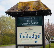 Farmhouse Innlodge Hotel Exterior