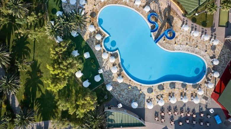 <b>GranSerena Hotel Pool</b>. Images powered by <a href="https://www.leonardoworldwide.com/" title="Leonardo Worldwide" target="_blank">Leonardo</a>.