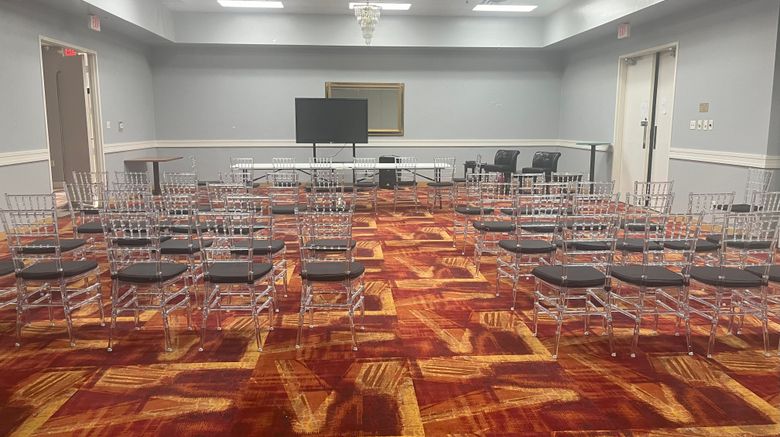 <b>Red Roof Inn La Marque Meeting</b>. Images powered by <a href="https://www.leonardoworldwide.com/" title="Leonardo Worldwide" target="_blank">Leonardo</a>.