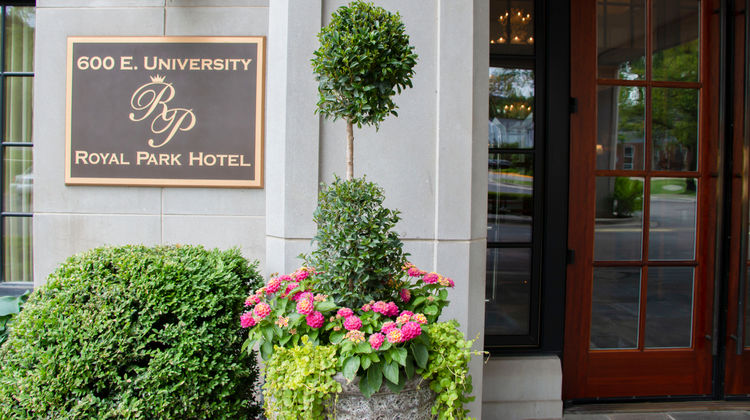 Royal Park Hotel, Almaty Exterior