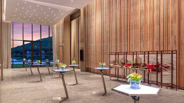 <b>Holiday Inn Resort Sanya Yalong Bay Meeting</b>. Images powered by <a href="https://www.leonardoworldwide.com/" title="Leonardo Worldwide" target="_blank">Leonardo</a>.