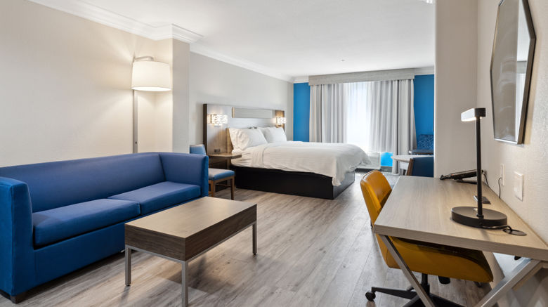 <b>Holiday Inn Express Hotel & Suites Room</b>. Images powered by <a href="https://www.leonardoworldwide.com/" title="Leonardo Worldwide" target="_blank">Leonardo</a>.