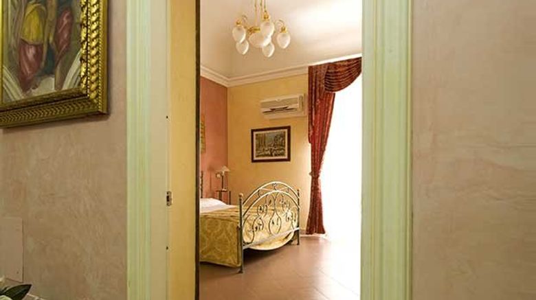 <b>Hotel Joli Room</b>. Images powered by <a href="https://www.leonardoworldwide.com/" title="Leonardo Worldwide" target="_blank">Leonardo</a>.