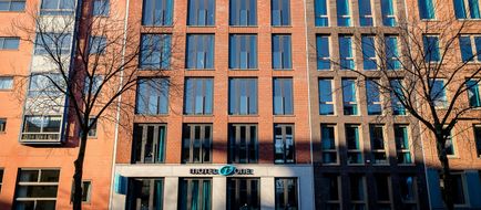 Motel One Amsterdam Waterlooplein Exterior