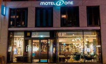 Motel One Amsterdam Waterlooplein