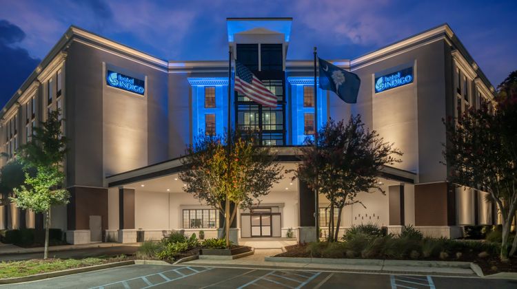 Hotel Indigo Mount Pleasant Exterior