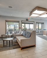 Holiday Inn Express Portland East