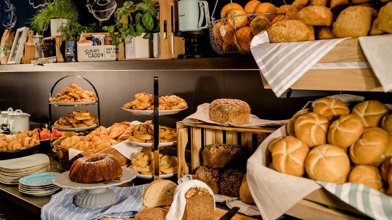 <b>Motel One Paris Porte Doree Restaurant</b>. Images powered by <a href="https://www.leonardoworldwide.com/" title="Leonardo Worldwide" target="_blank">Leonardo</a>.