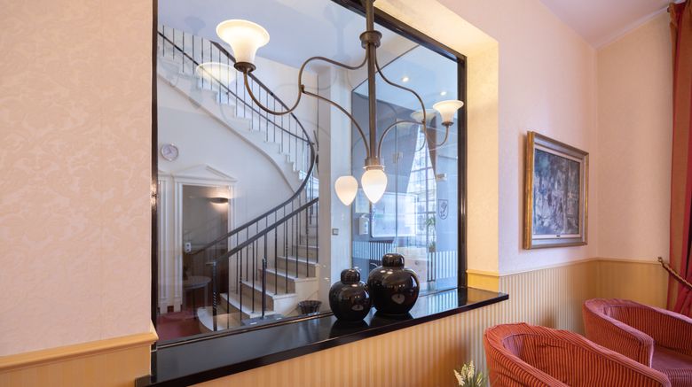 <b>Novum Hotel Bremer Haus Lobby</b>. Images powered by <a href="https://www.leonardoworldwide.com/" title="Leonardo Worldwide" target="_blank">Leonardo</a>.