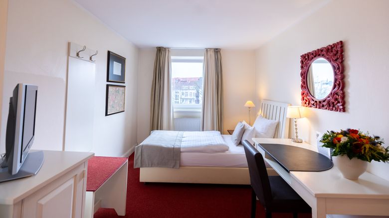 <b>Novum Hotel Bremer Haus Room</b>. Images powered by <a href="https://www.leonardoworldwide.com/" title="Leonardo Worldwide" target="_blank">Leonardo</a>.