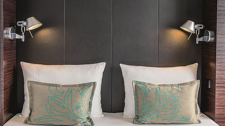 Motel One Stuttgart-Bad Cannstatt Room