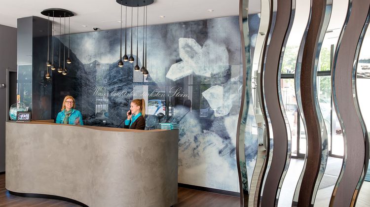 Motel One Stuttgart-Bad Cannstatt Lobby