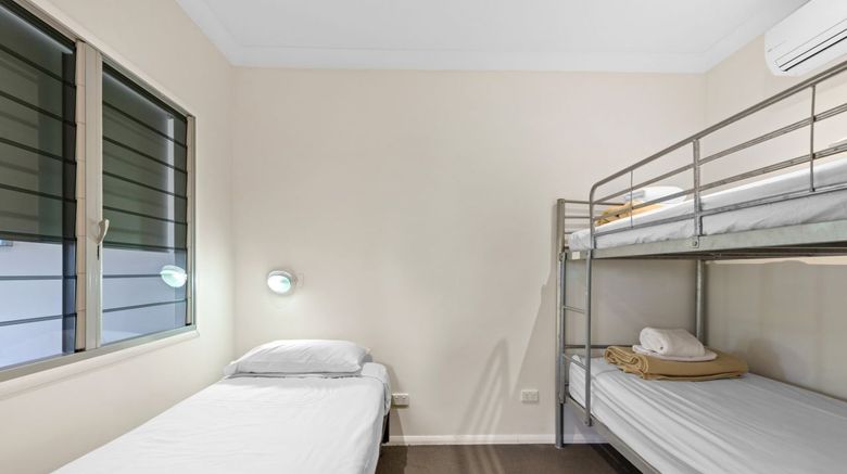 <b>Cluden Park Motor Inn Room</b>. Images powered by <a href="https://www.leonardoworldwide.com/" title="Leonardo Worldwide" target="_blank">Leonardo</a>.
