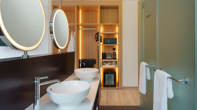 <b>Park Regis by Prince Singapore Suite</b>. Images powered by <a href="https://www.leonardoworldwide.com/" title="Leonardo Worldwide" target="_blank">Leonardo</a>.