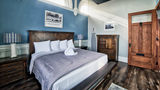 City Hall Grand Hotel Room