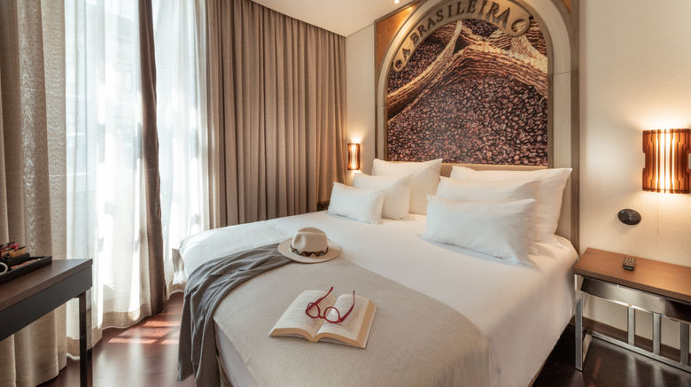 <b>Pestana Porto-A Brasileira City Center Room</b>. Images powered by <a href="https://www.leonardoworldwide.com/" title="Leonardo Worldwide" target="_blank">Leonardo</a>.
