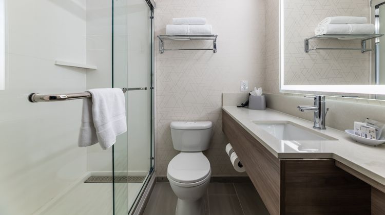 Holiday Inn Express Room