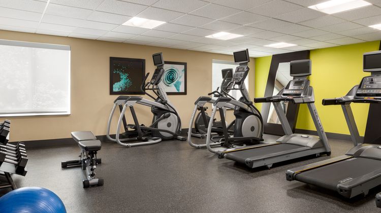 Holiday Inn Express Hotel & Suites Health Club