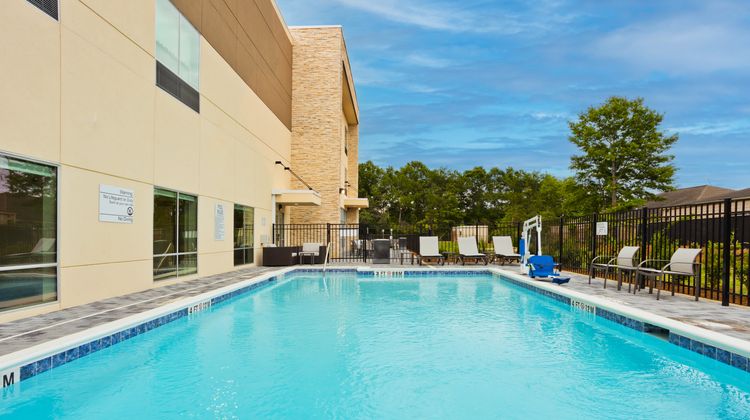 Holiday Inn Exp CSG Northeast Pool