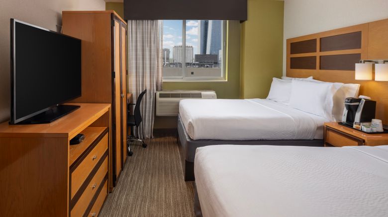 <b>Holiday Inn Express NYC-Times Square Room</b>. Images powered by <a href="https://www.leonardoworldwide.com/" title="Leonardo Worldwide" target="_blank">Leonardo</a>.