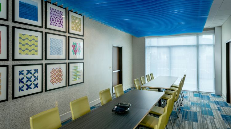 Holiday Inn Express & Suites Bend South Meeting