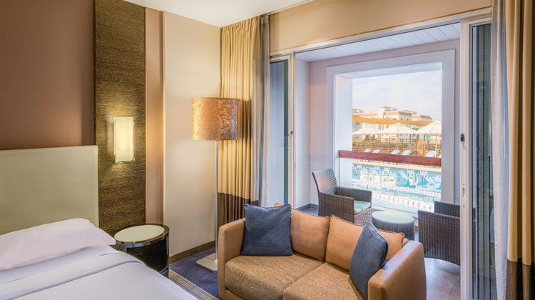 Four Points by Sheraton Al Ain Suite