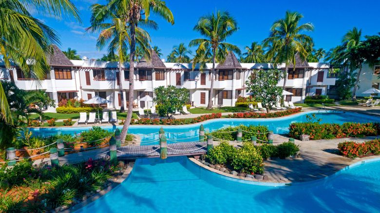 <b>Sheraton Denarau Villas Pool</b>. Images powered by <a href="https://www.leonardoworldwide.com/" title="Leonardo Worldwide" target="_blank">Leonardo</a>.