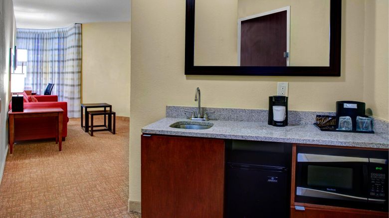 <b>Courtyard Atlanta Conyers Room</b>. Images powered by <a href="https://www.leonardoworldwide.com/" title="Leonardo Worldwide" target="_blank">Leonardo</a>.