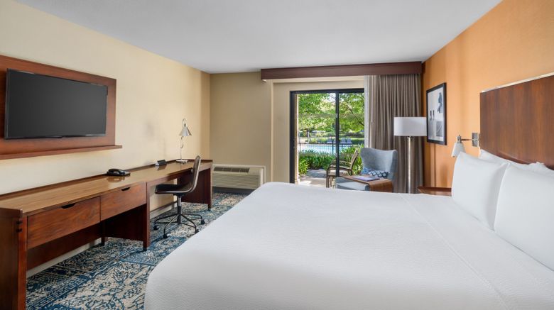<b>Four Points by Sheraton Pleasanton Pool</b>. Images powered by <a href="https://www.leonardoworldwide.com/" title="Leonardo Worldwide" target="_blank">Leonardo</a>.