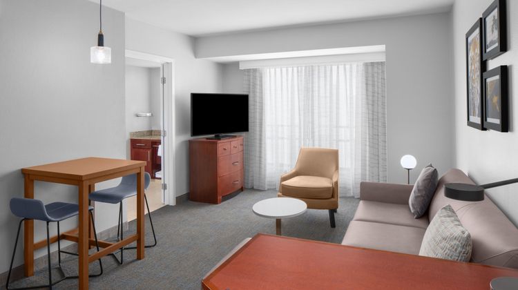 Residence Inn Los Angeles Burbank/Dtwn Room