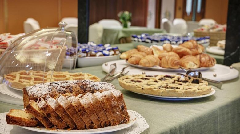 <b>Borgo Palace Hotel Restaurant</b>. Images powered by <a href="https://www.leonardoworldwide.com/" title="Leonardo Worldwide" target="_blank">Leonardo</a>.